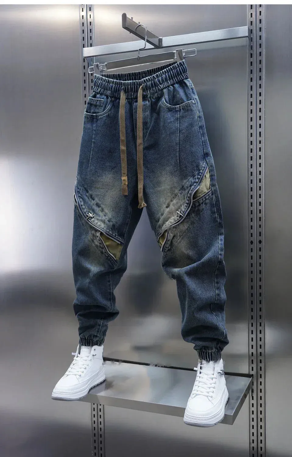 Edelstein™ | Baggy jeans with belt