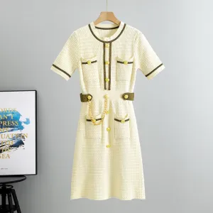 Elise – Loose Retro Dress – Elegance and comfort for spring