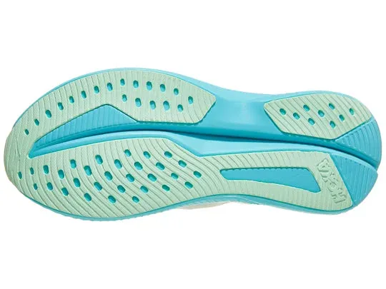 Hoka | Mach 6 | Women's | White/Cielo Blue