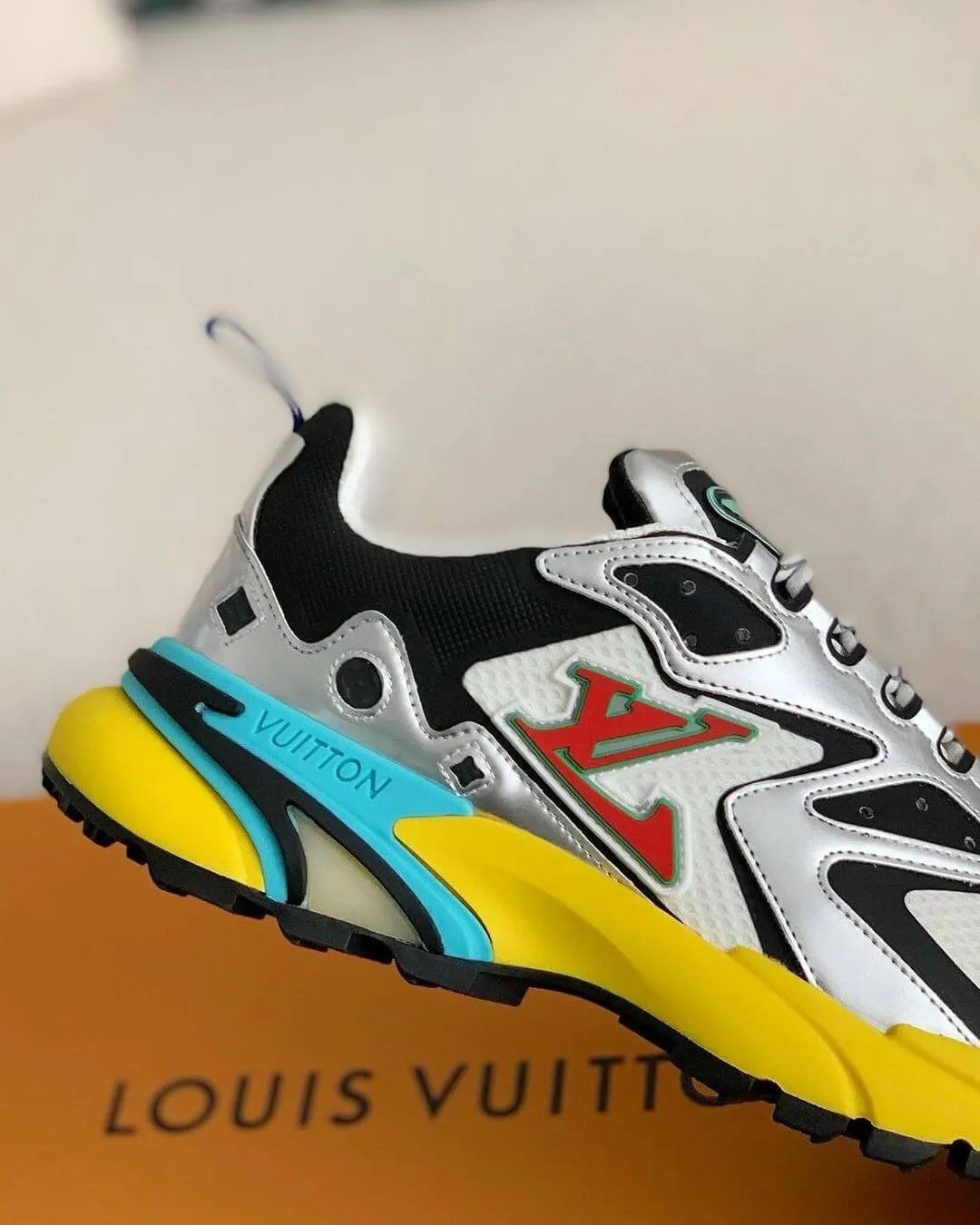 Louis Vuitton Urban Runner Tatic