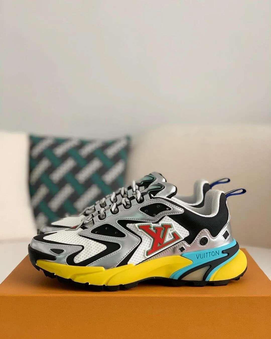 Louis Vuitton Urban Runner Tatic