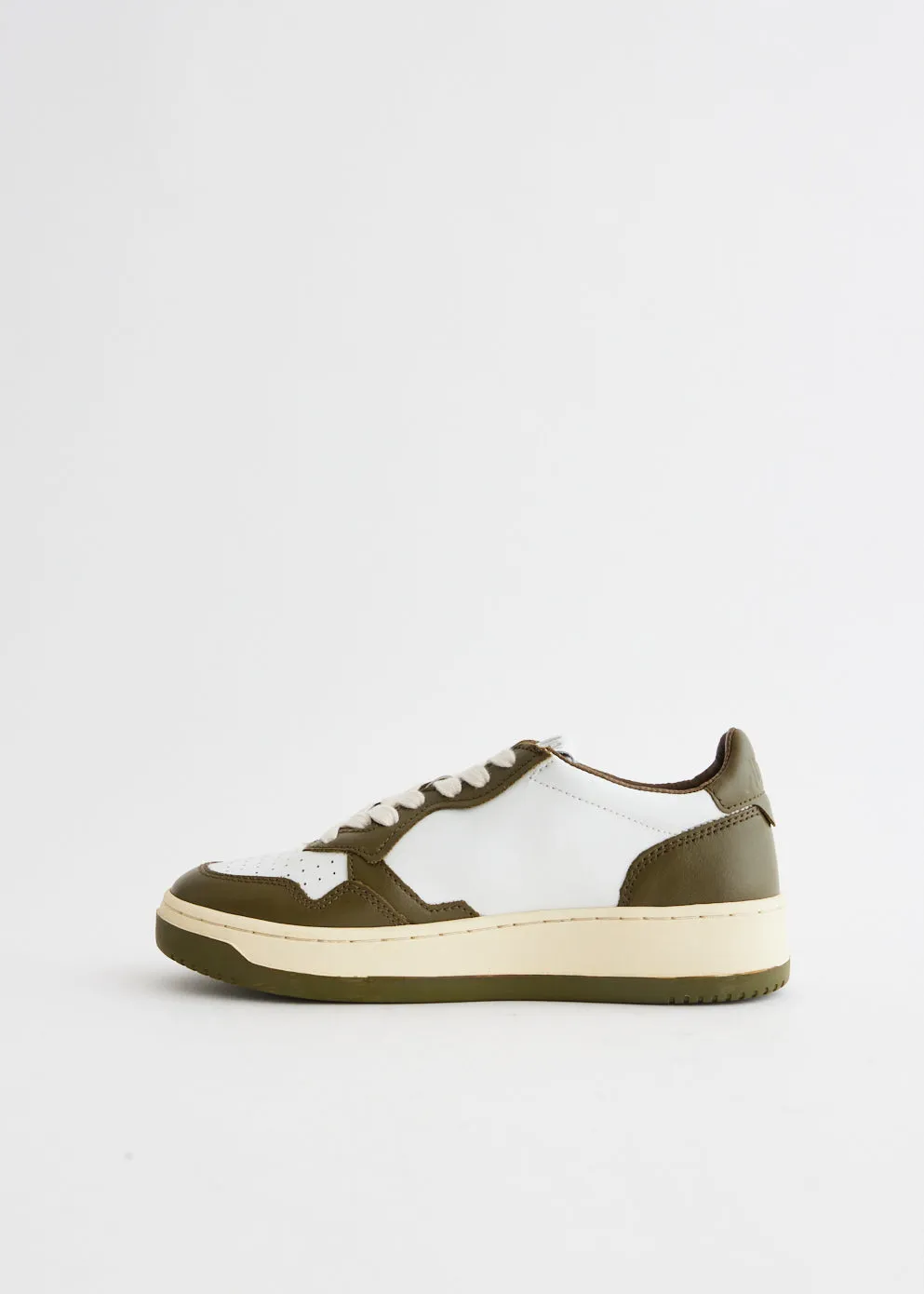 Medalist Sneakers