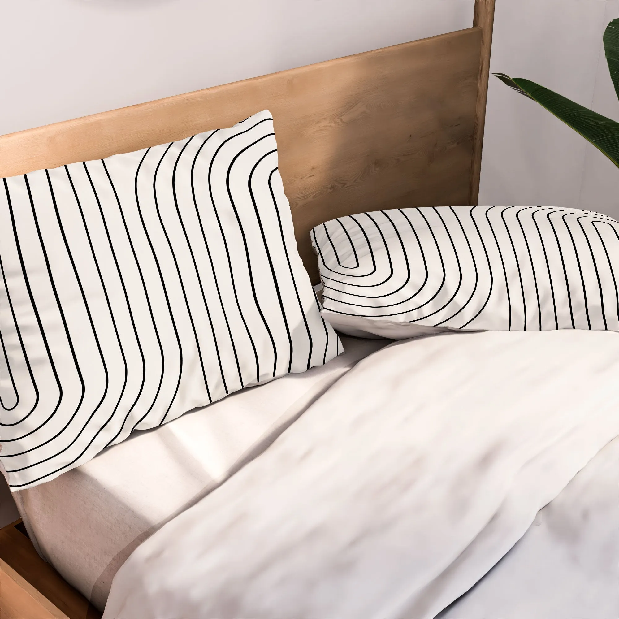 MINIMAL LINE CURVATURE BLACK AND WHITE PILLOW SHAMS