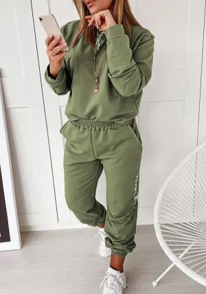 Minimalist Solid Color Pullover and Jogger Two-Piece Tracksuit