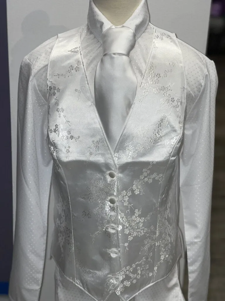 New Ladies Vest 9/23