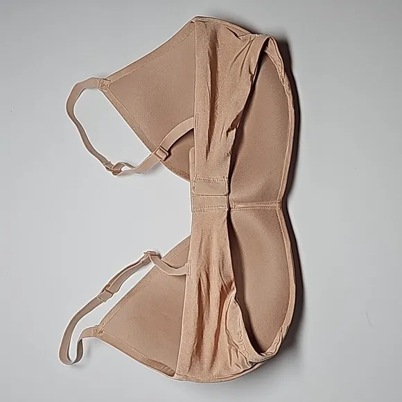 NWOT Skims Wireless Form Push-Up Plunge Bra Lightly Lined Intimates Mica 34D