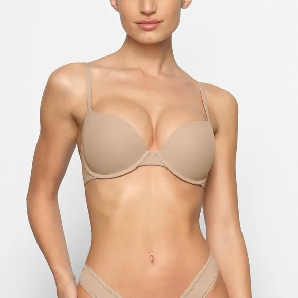 NWT Skims Fits Everybody Push Up Demi Bra in Clay - Size 32DD