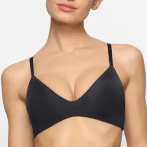 NWT SKIMS Wireless Form T Shirt Demi Bra In Onyx Black Seamless Padded Bra