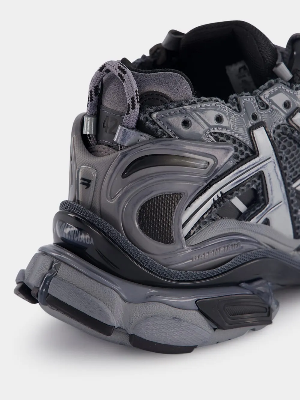 Runner Sneakers