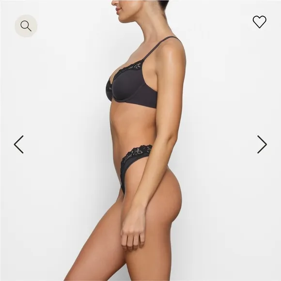 Skims Fits Everybody Lace UNLINED SCOOP BRA
