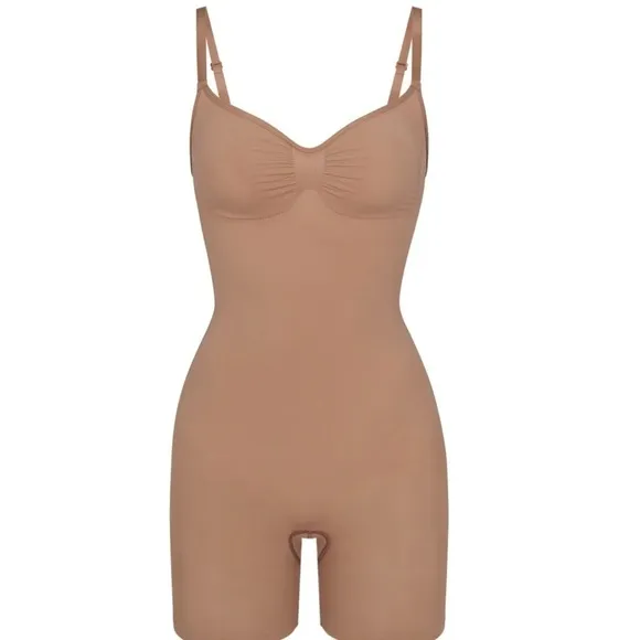 SKIMS XXS/XS seamless sculpt mid thigh bodysuit Sienna Brown NWOT MSRP $74