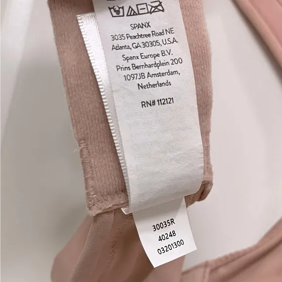 SPANX NWT Low Profile Minimizer Size 34DD Bra in Vintage Rose 🤍