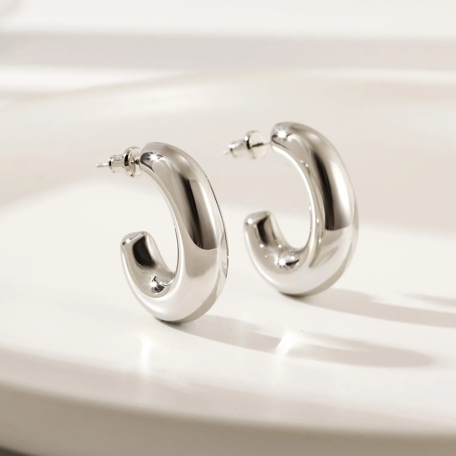 Twisted L Smooth Earrings-SCE463STWG
