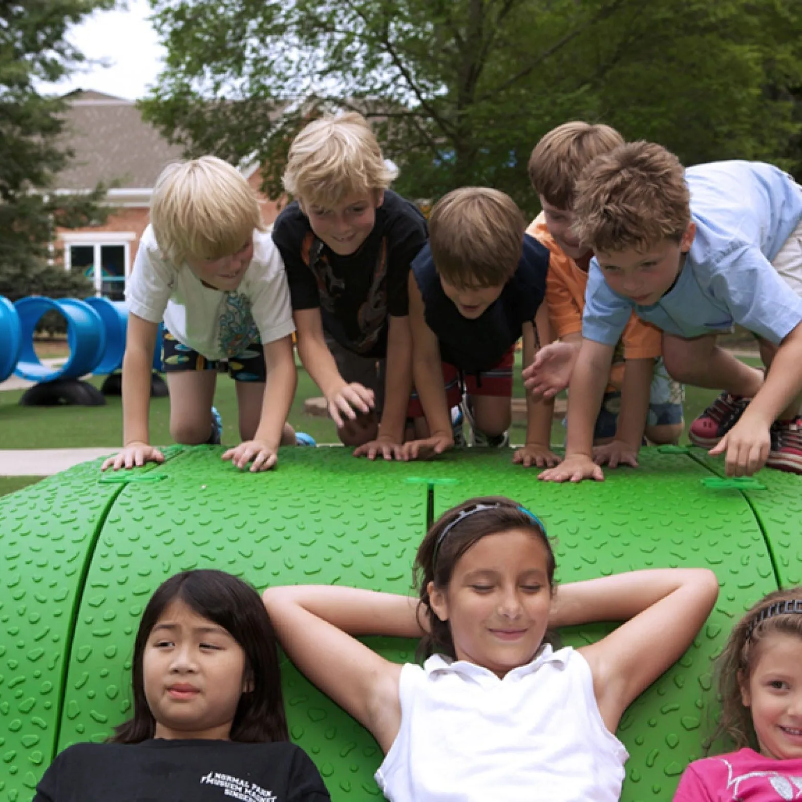 UltraPLAY The Standard Mound (Snug Play)