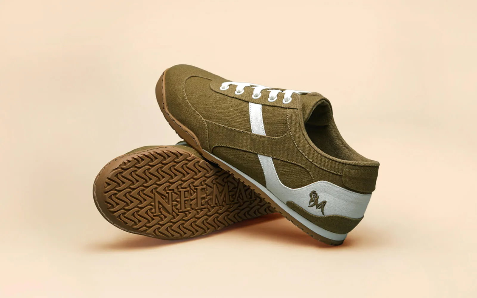 Urban Casuals : Hip Moss