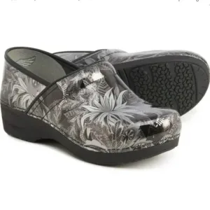 Women's Dansko XP 2.0 Metallic Patent - Jungle